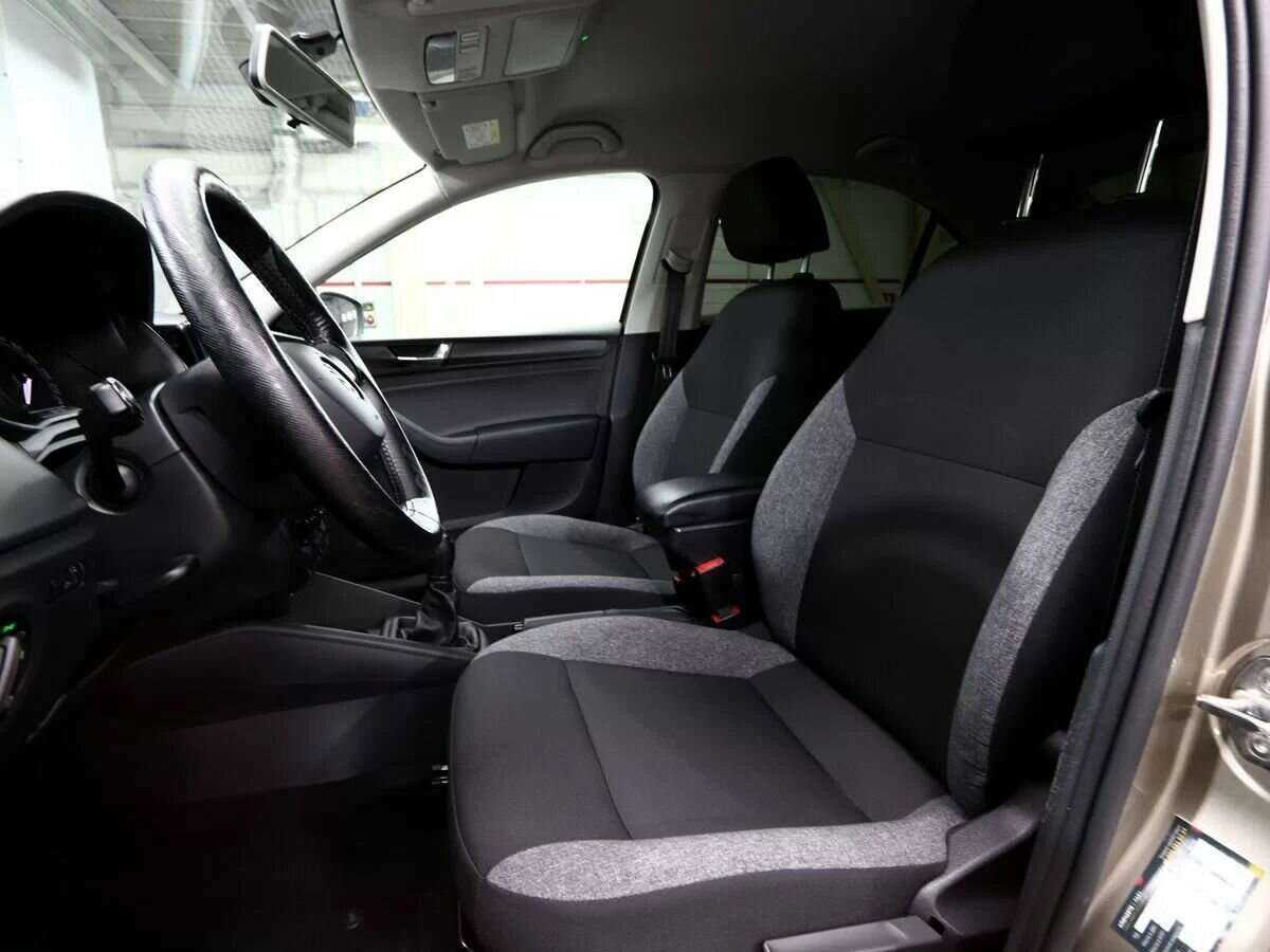 Купить Skoda Rapid с пробегом. Фото: #7