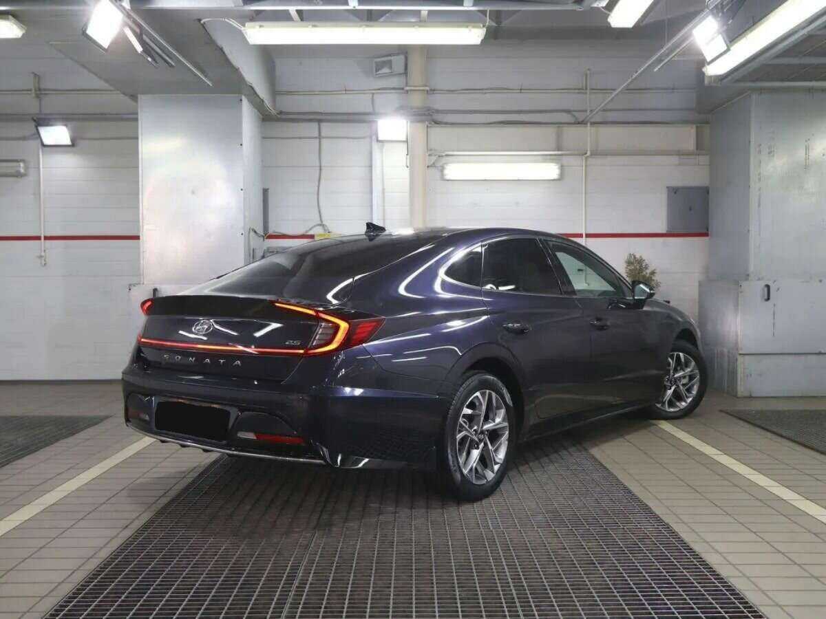Купить Hyundai Sonata с пробегом. Фото: #4