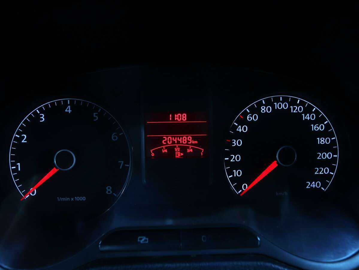 Купить Volkswagen Polo с пробегом. Фото: #17