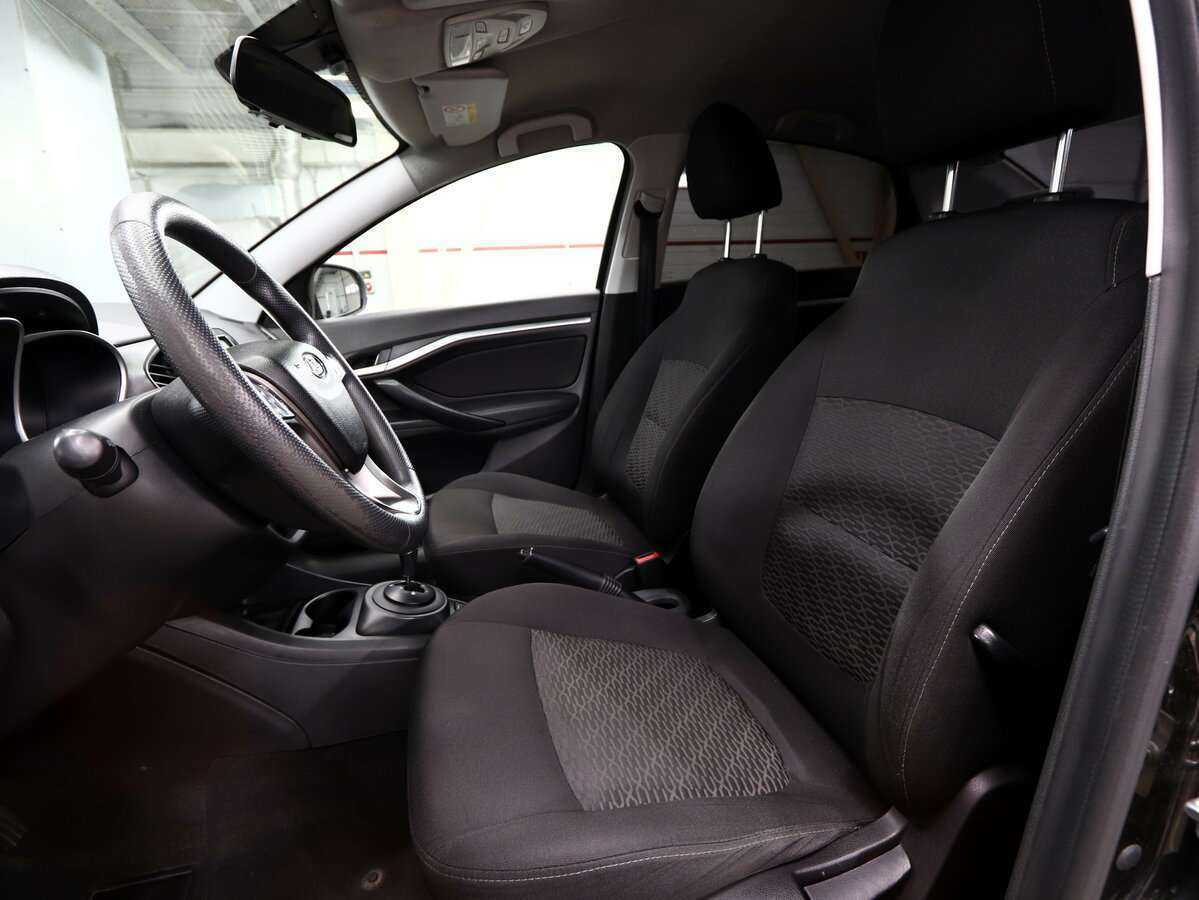 Купить Lada (ВАЗ) Vesta с пробегом. Фото: #5