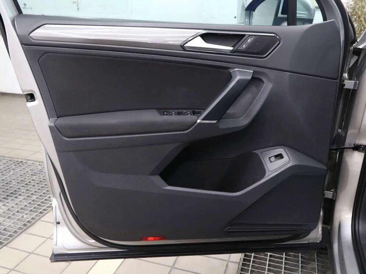 Купить Volkswagen Tiguan с пробегом. Фото: #5