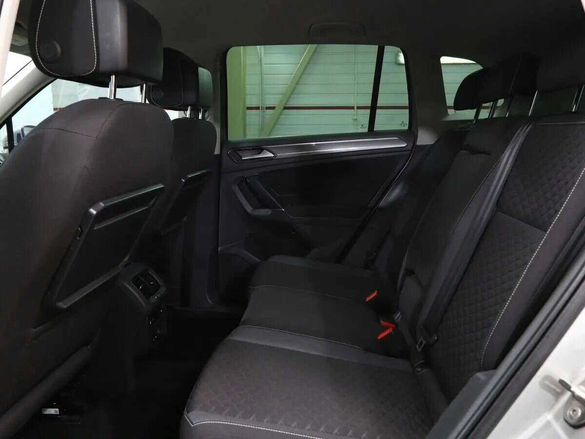 Купить Volkswagen Tiguan с пробегом. Фото: #11