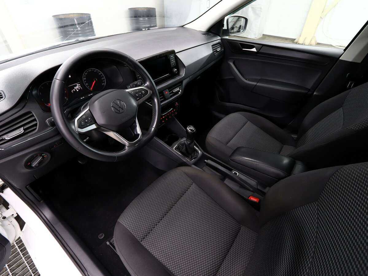 Купить Volkswagen Polo с пробегом. Фото: #6