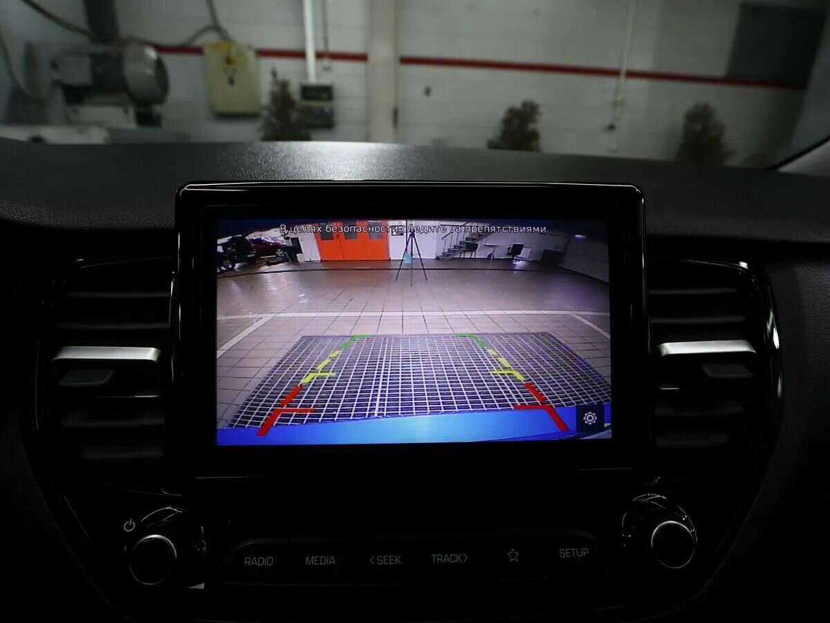 Купить Hyundai Solaris с пробегом. Фото: #19