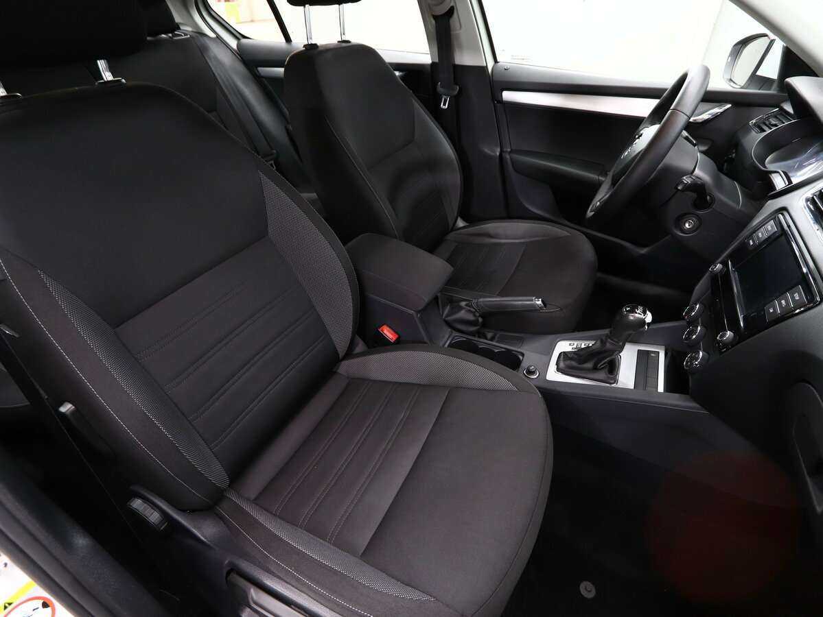 Купить Skoda Octavia с пробегом. Фото: #11