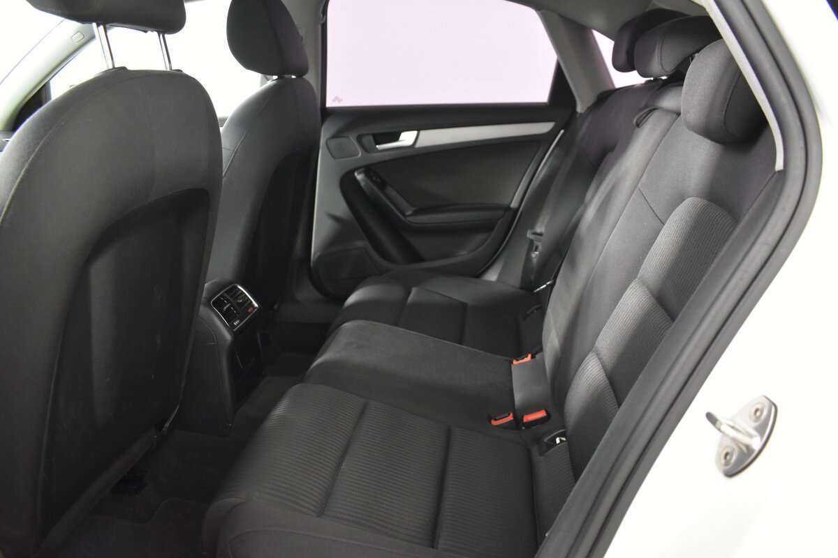 Купить Audi A4 с пробегом. Фото: #6