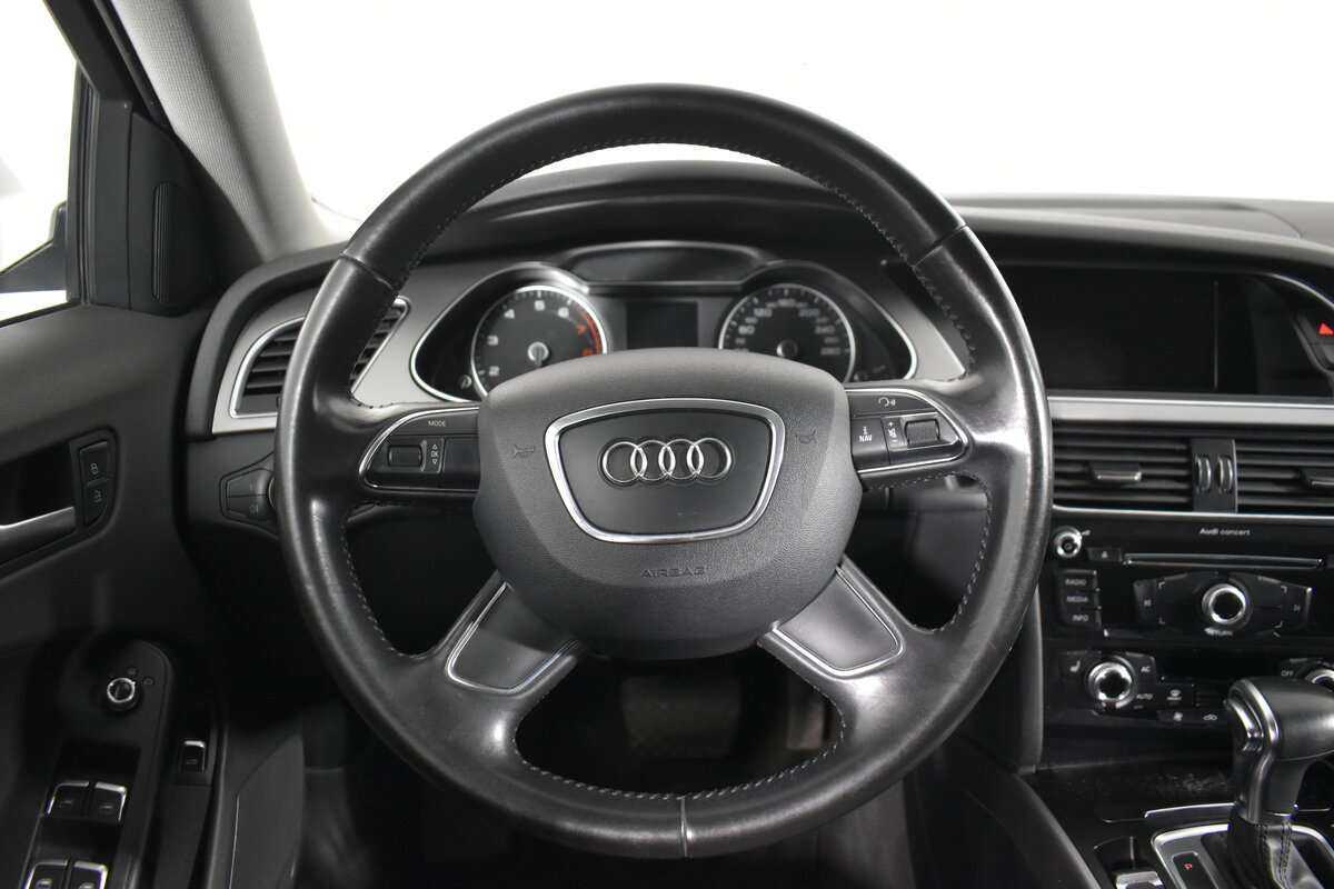 Купить Audi A4 с пробегом. Фото: #11