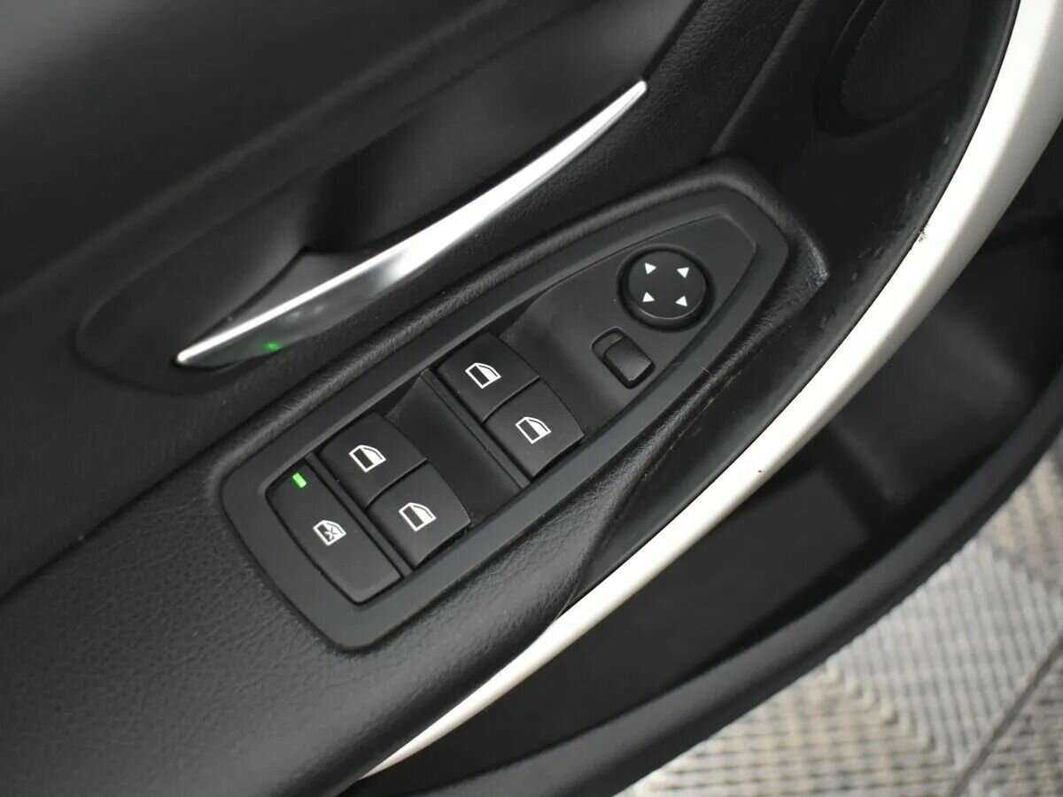 Купить BMW 3 серии с пробегом. Фото: #3