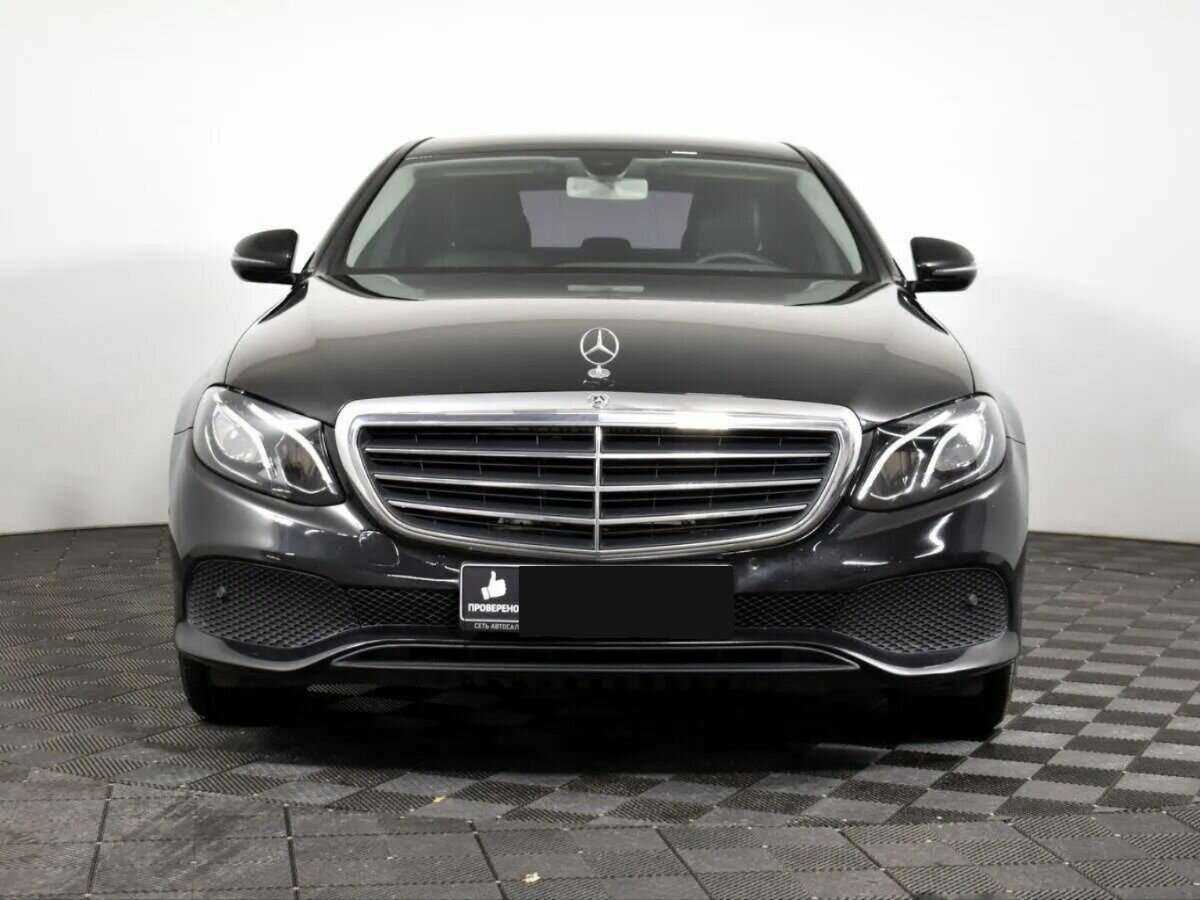 Купить Mercedes-Benz E-Класс с пробегом. Фото: #1
