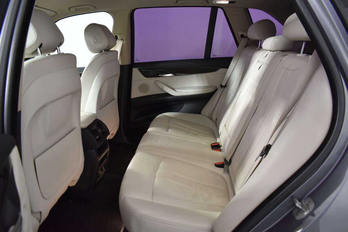 Купить BMW X5 с пробегом. Фото: #23
