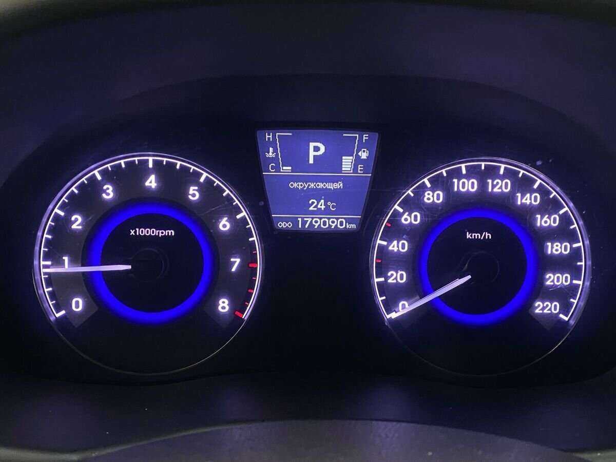 Купить Hyundai Solaris с пробегом. Фото: #12