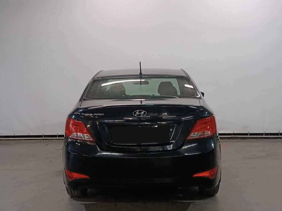 Купить Hyundai Solaris с пробегом. Фото: #5