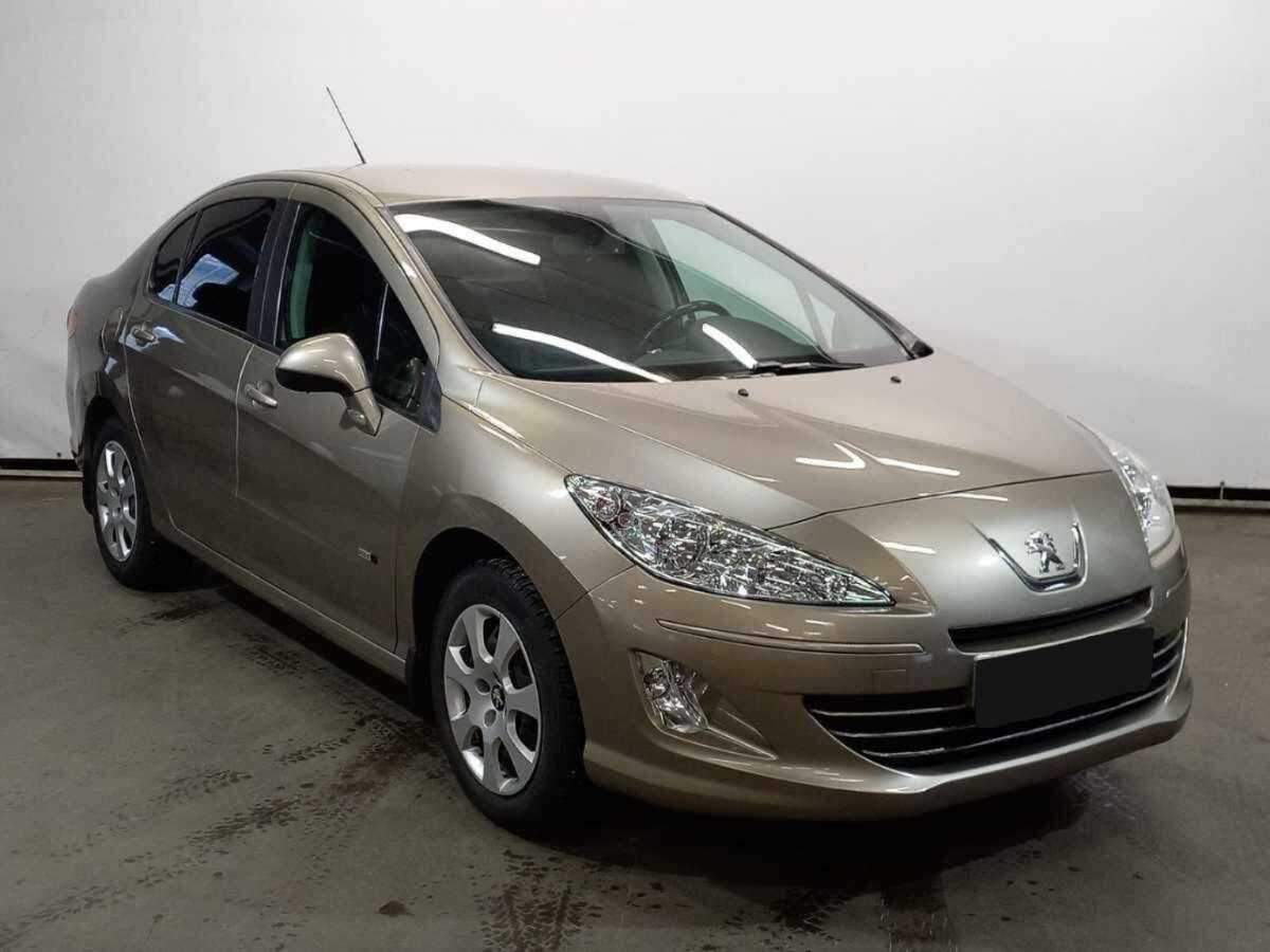 Купить Peugeot 408 с пробегом. Фото: #2
