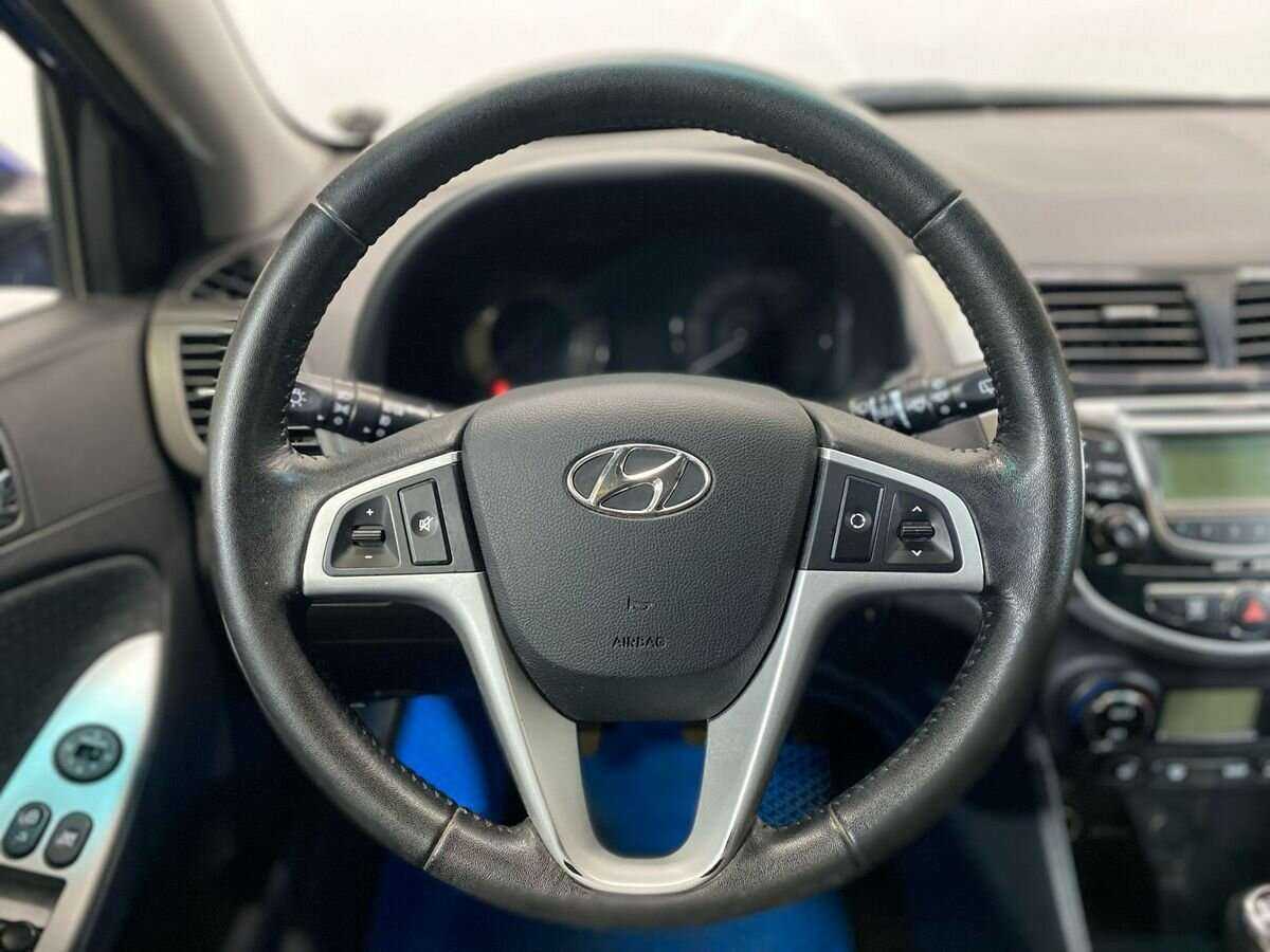 Купить Hyundai Solaris с пробегом. Фото: #11