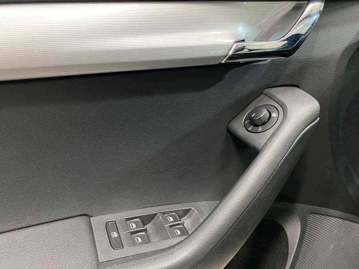 Купить Skoda Octavia с пробегом. Фото: #15