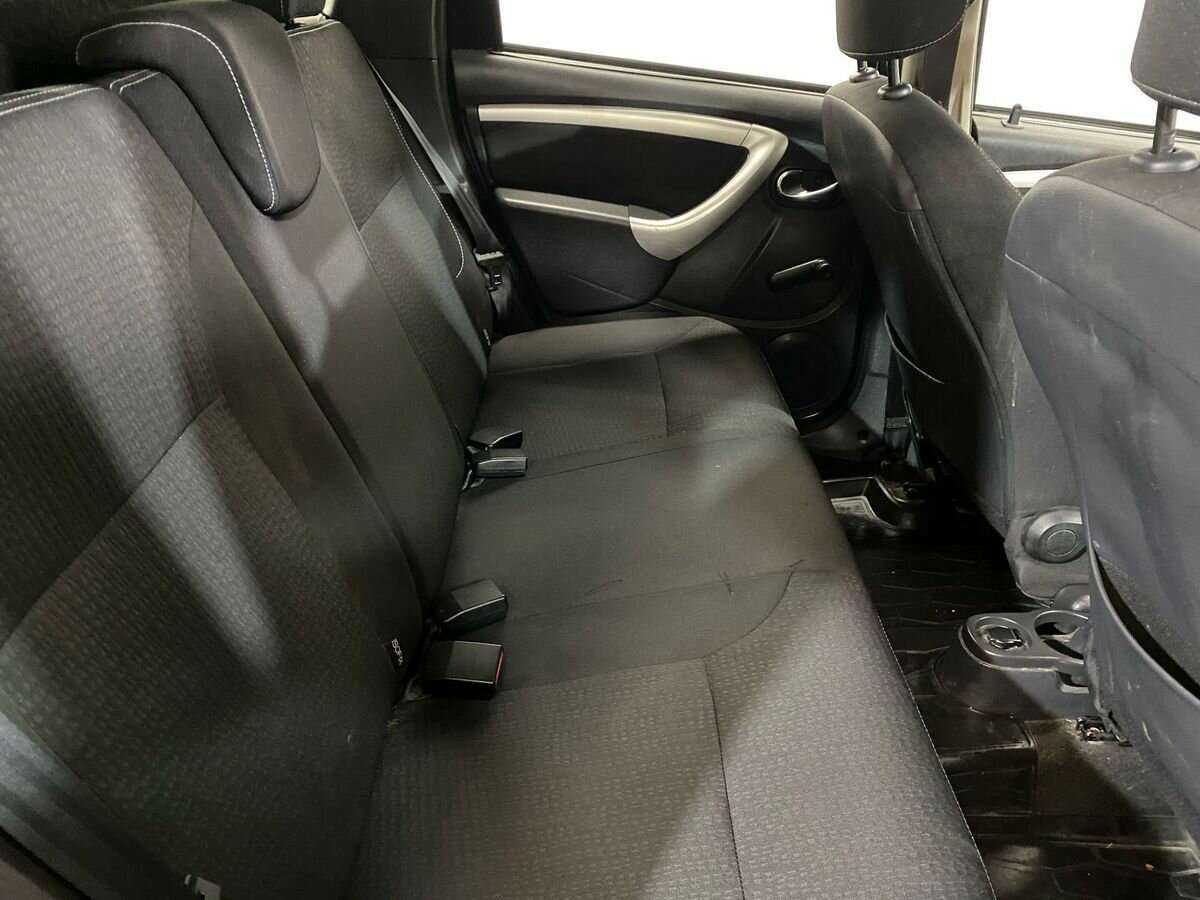 Купить Nissan Terrano с пробегом. Фото: #10