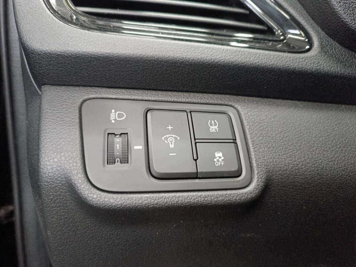 Купить Hyundai Solaris с пробегом. Фото: #15