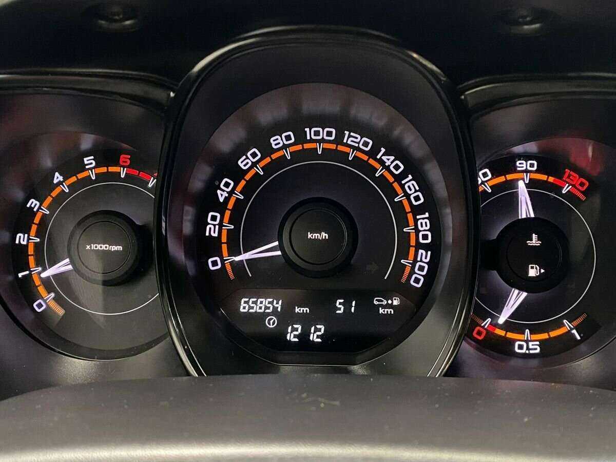 Купить Lada (ВАЗ) Vesta с пробегом. Фото: #12