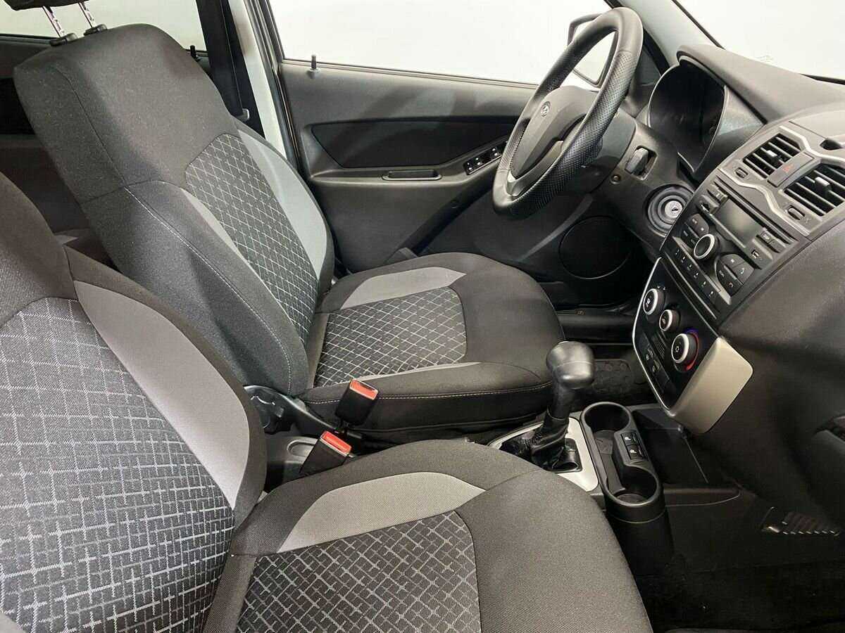 Купить Lada (ВАЗ) Granta с пробегом. Фото: #9