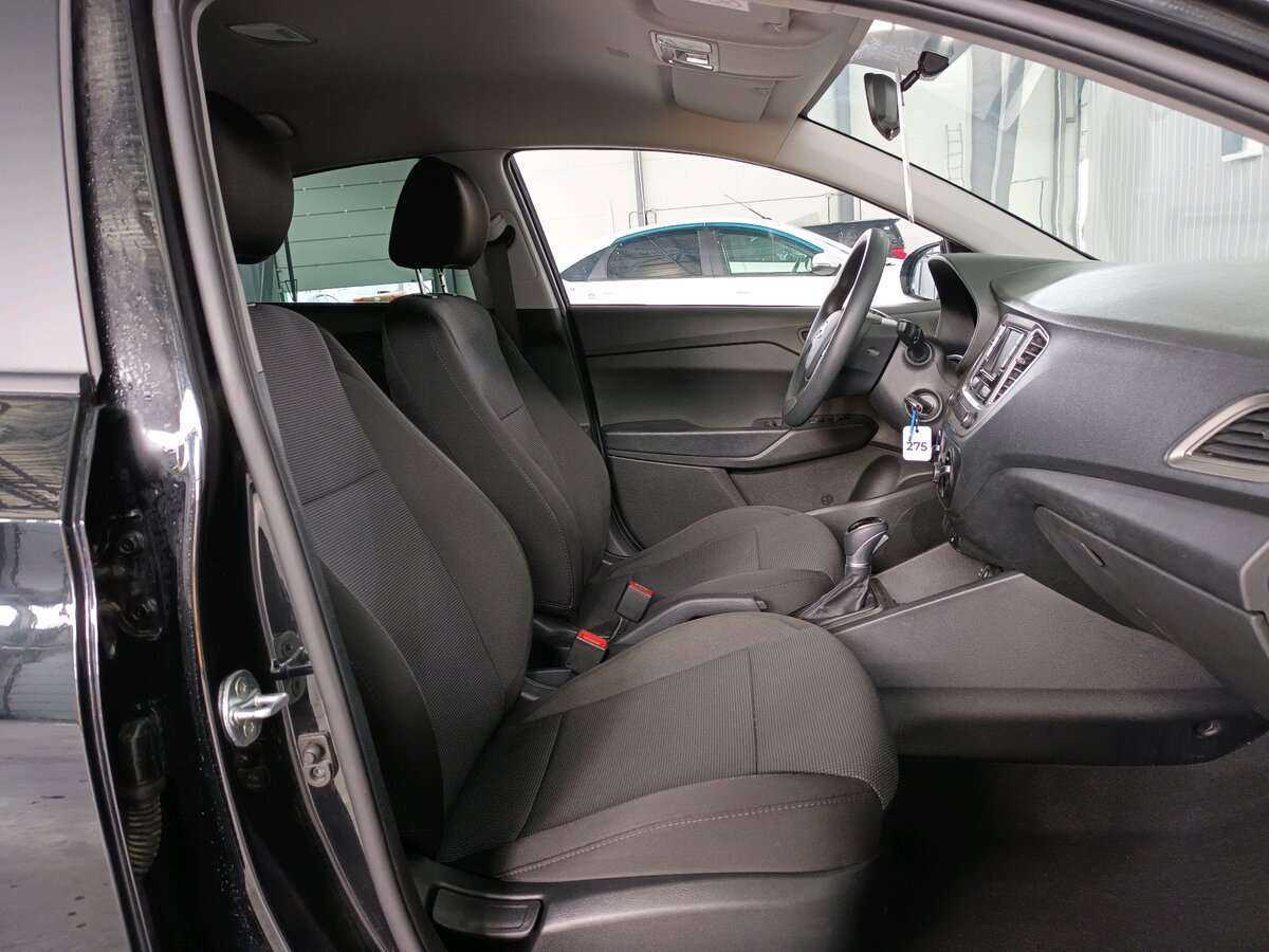 Купить Hyundai Solaris с пробегом. Фото: #12