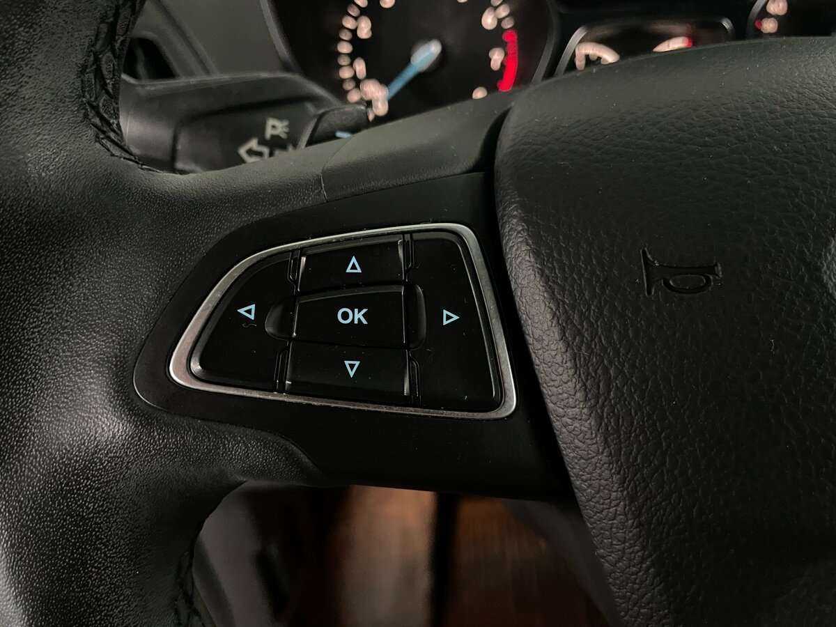 Купить Ford Kuga с пробегом. Фото: #10