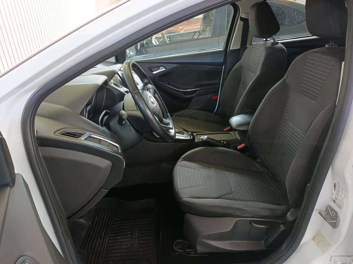 Купить Ford Focus с пробегом. Фото: #12