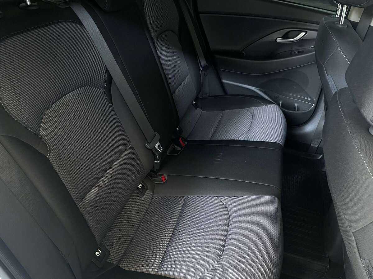 Купить Hyundai i30 с пробегом. Фото: #17