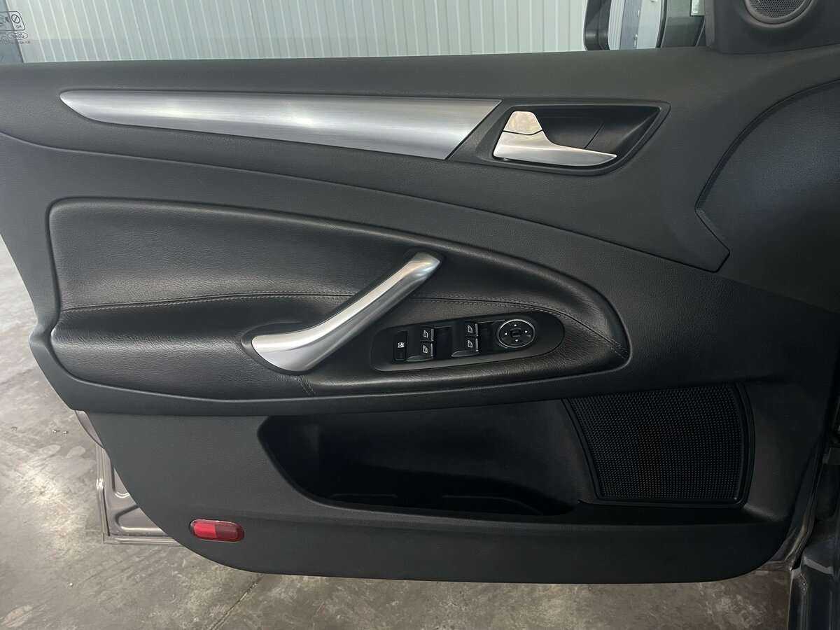 Купить Ford Mondeo с пробегом. Фото: #20