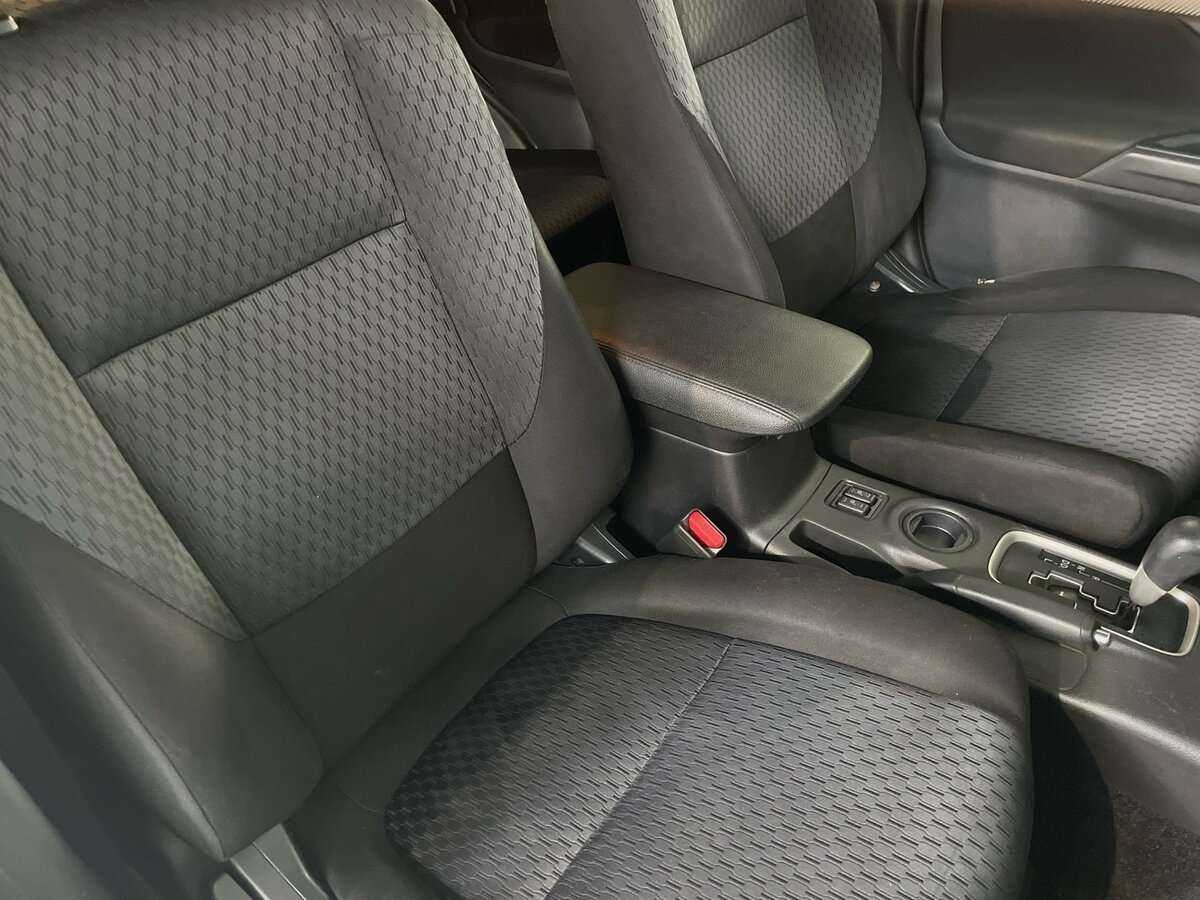 Купить Mitsubishi Outlander с пробегом. Фото: #14