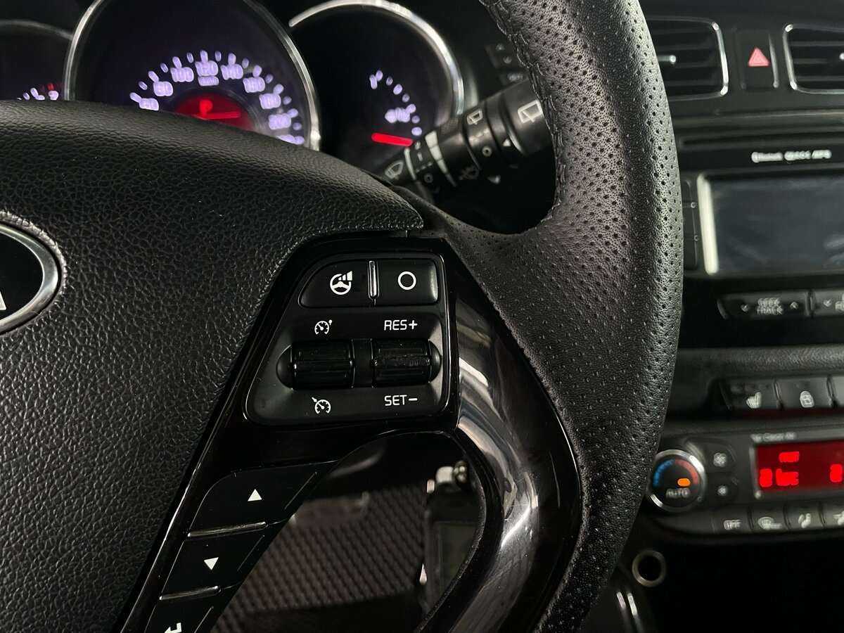 Купить Kia Ceed с пробегом. Фото: #11