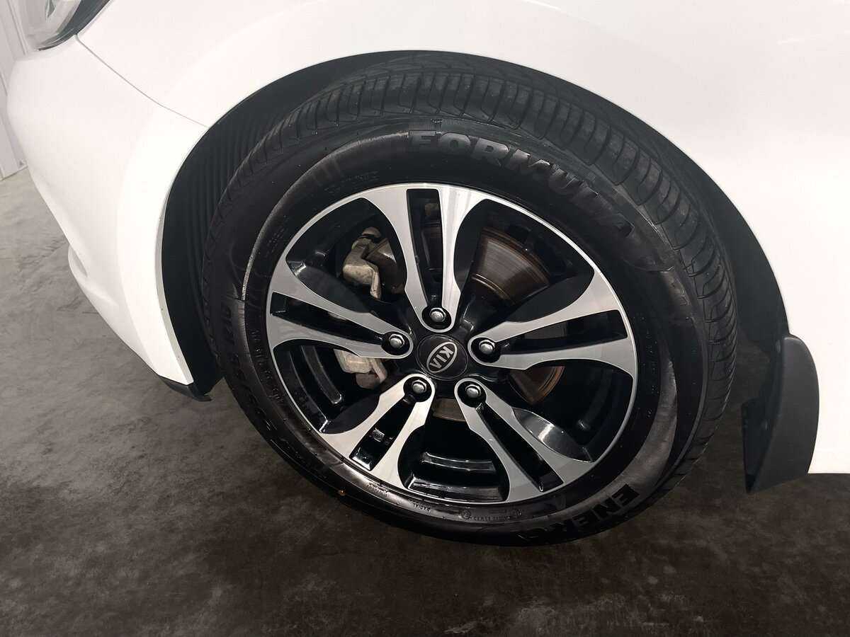 Купить Kia Ceed с пробегом. Фото: #8
