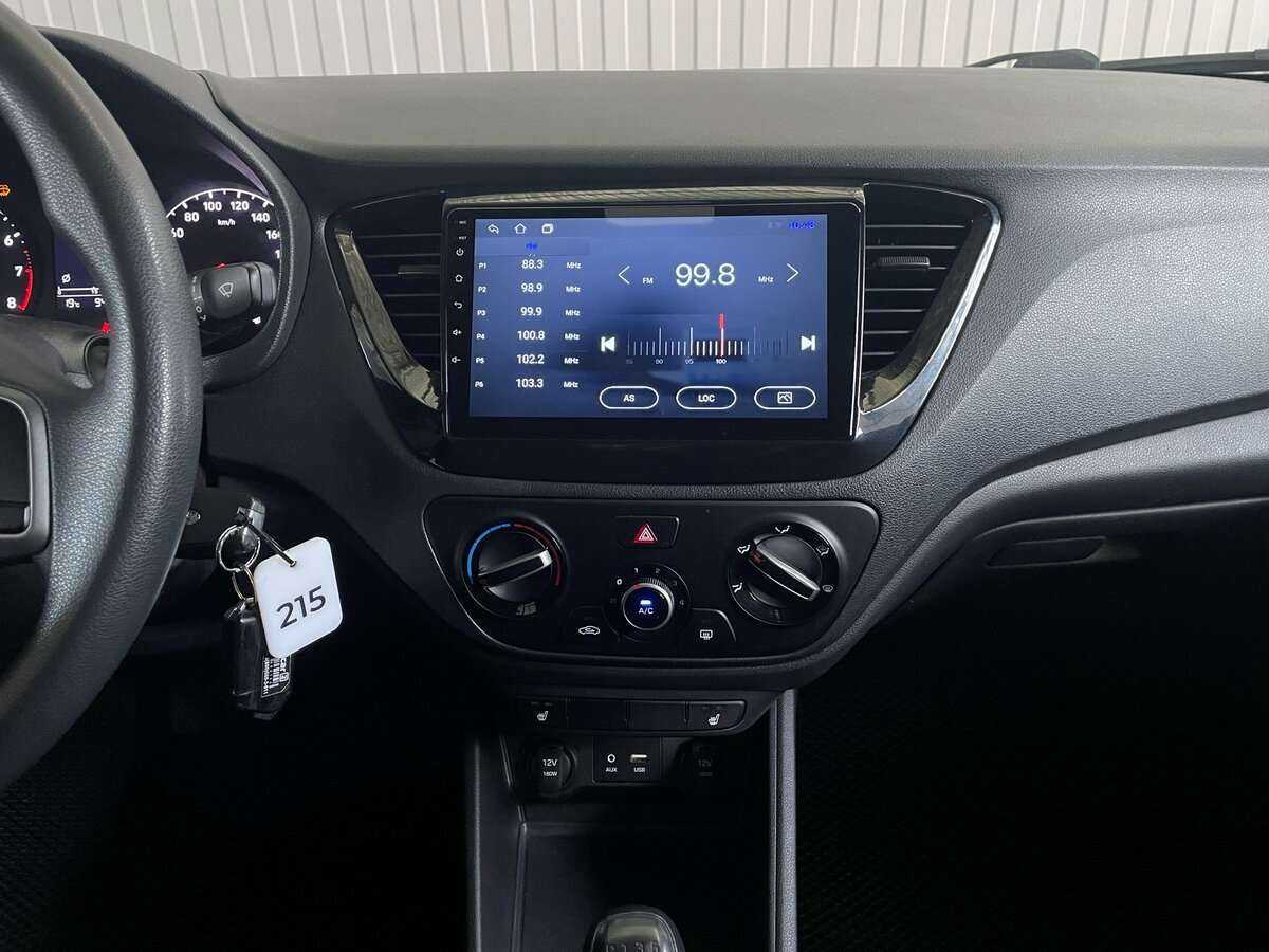 Купить Hyundai Solaris с пробегом. Фото: #14