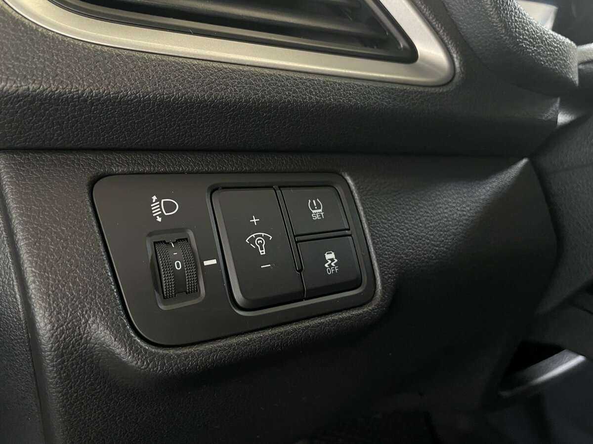 Купить Hyundai Solaris с пробегом. Фото: #15