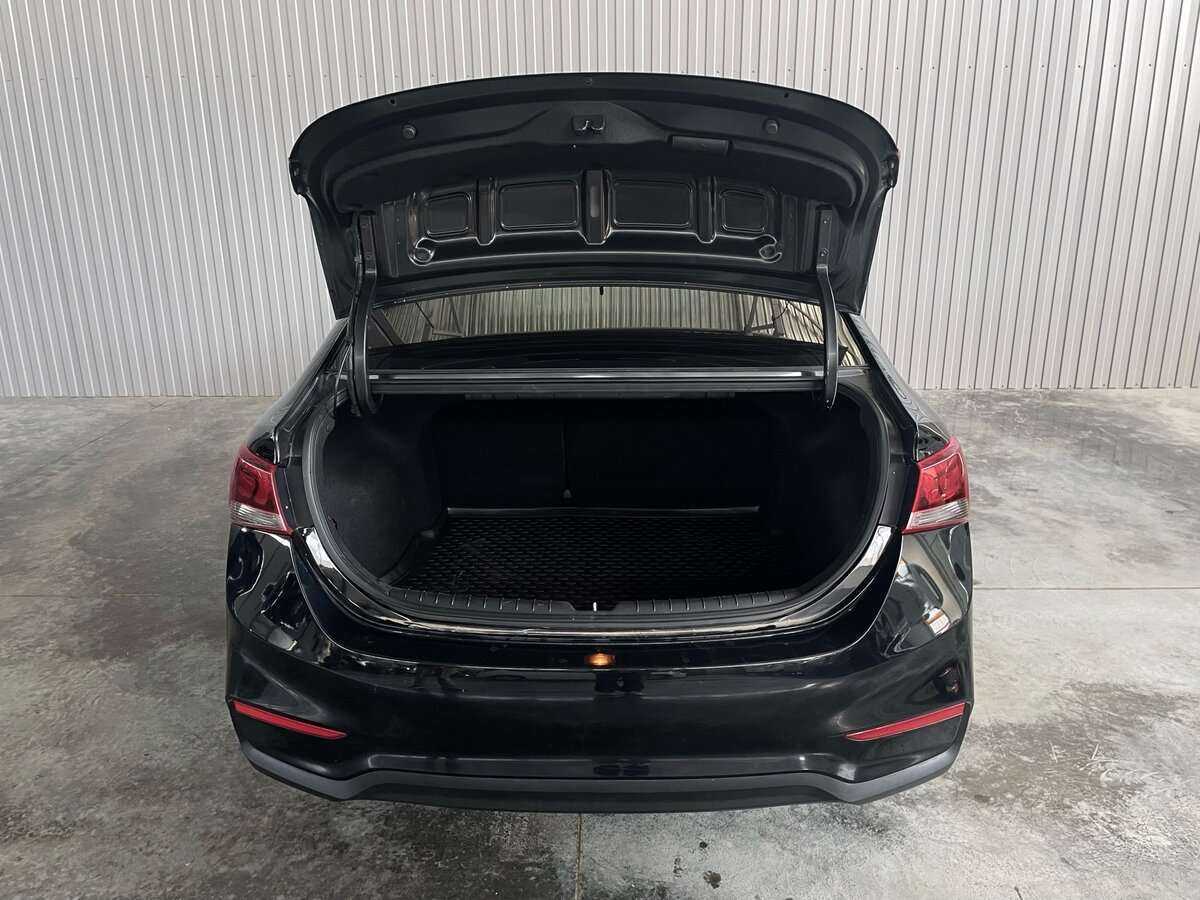 Купить Hyundai Solaris с пробегом. Фото: #24