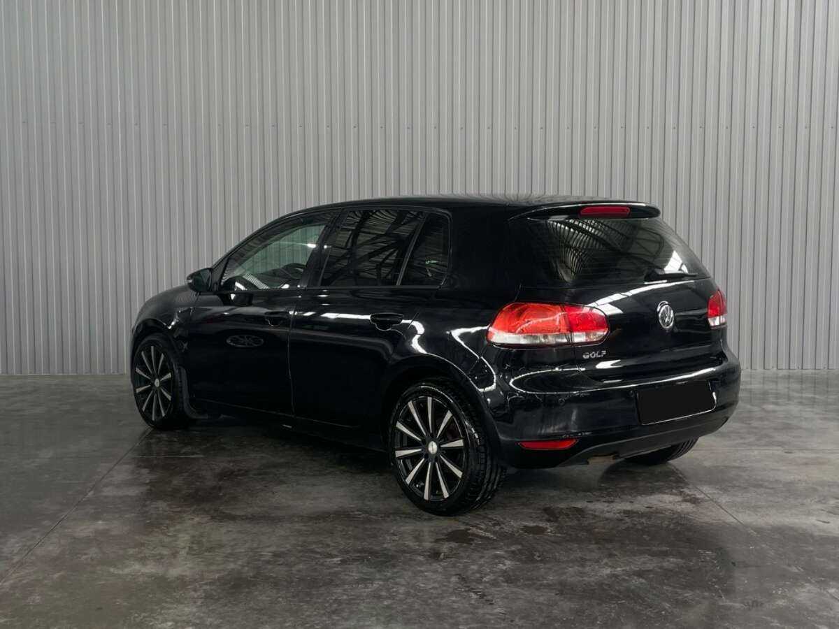 Купить Volkswagen Golf с пробегом. Фото: #6