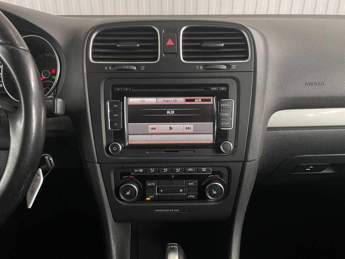 Купить Volkswagen Golf с пробегом. Фото: #13