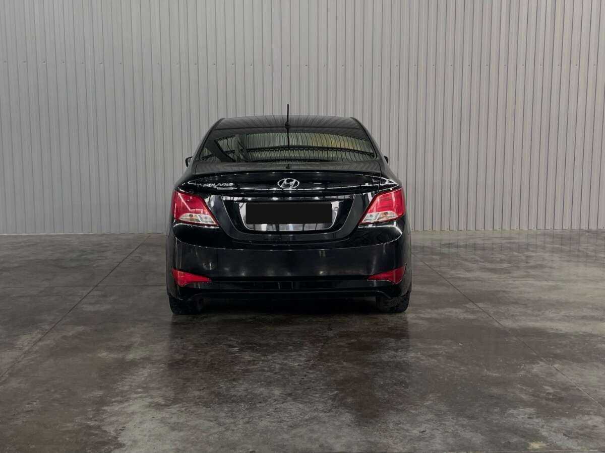 Купить Hyundai Solaris с пробегом. Фото: #5