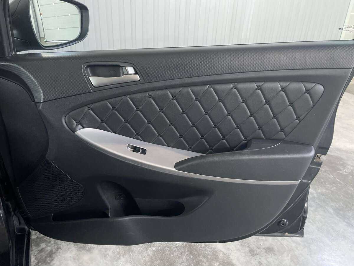 Купить Hyundai Solaris с пробегом. Фото: #18