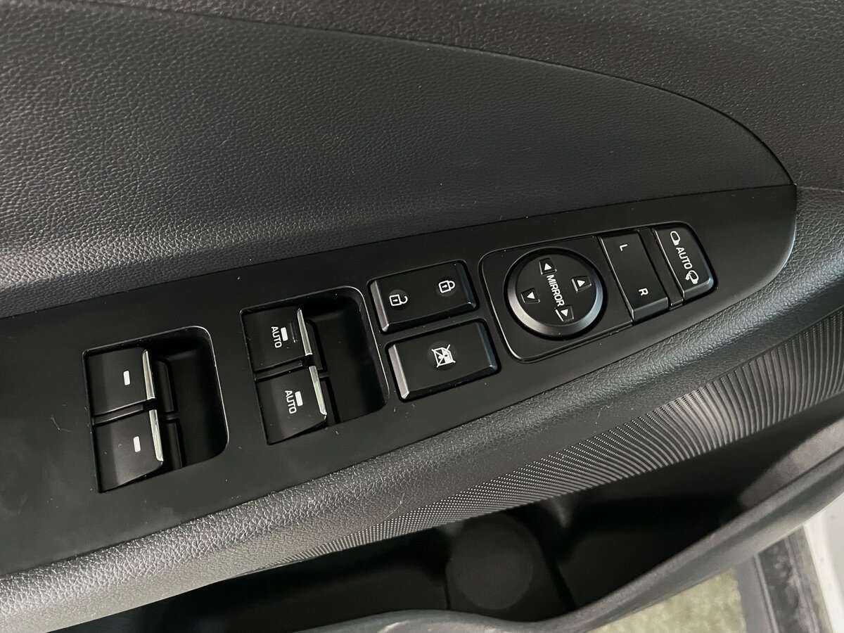 Купить Hyundai Tucson с пробегом. Фото: #20