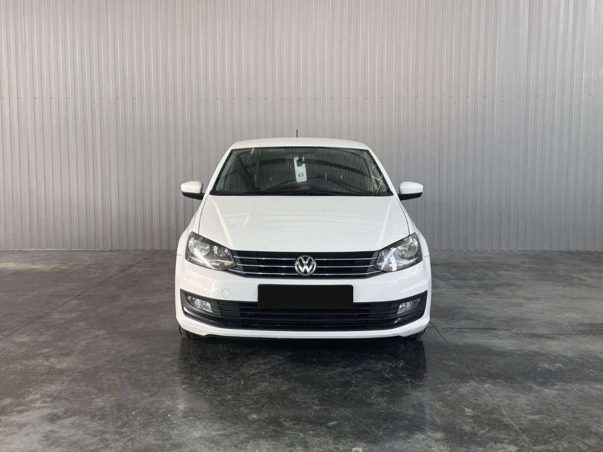 Купить Volkswagen Polo с пробегом. Фото: #1