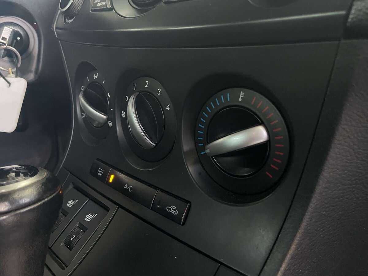 Купить Mazda 3 с пробегом. Фото: #12