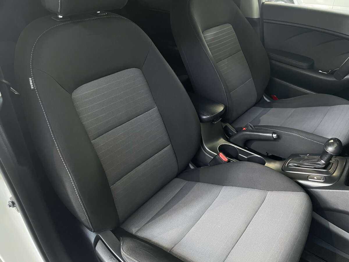 Купить Kia Cerato с пробегом. Фото: #18