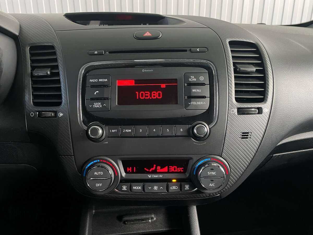 Купить Kia Cerato с пробегом. Фото: #11