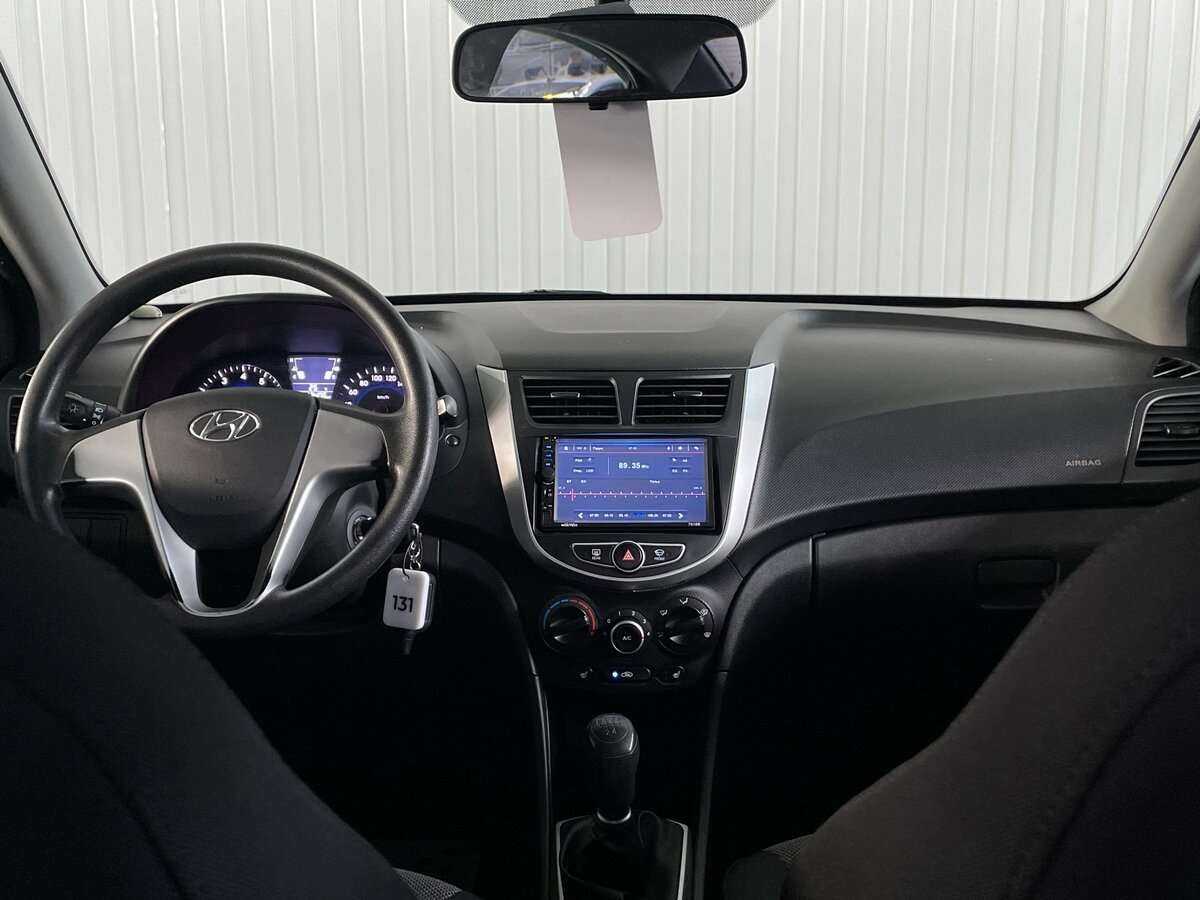 Купить Hyundai Solaris с пробегом. Фото: #8