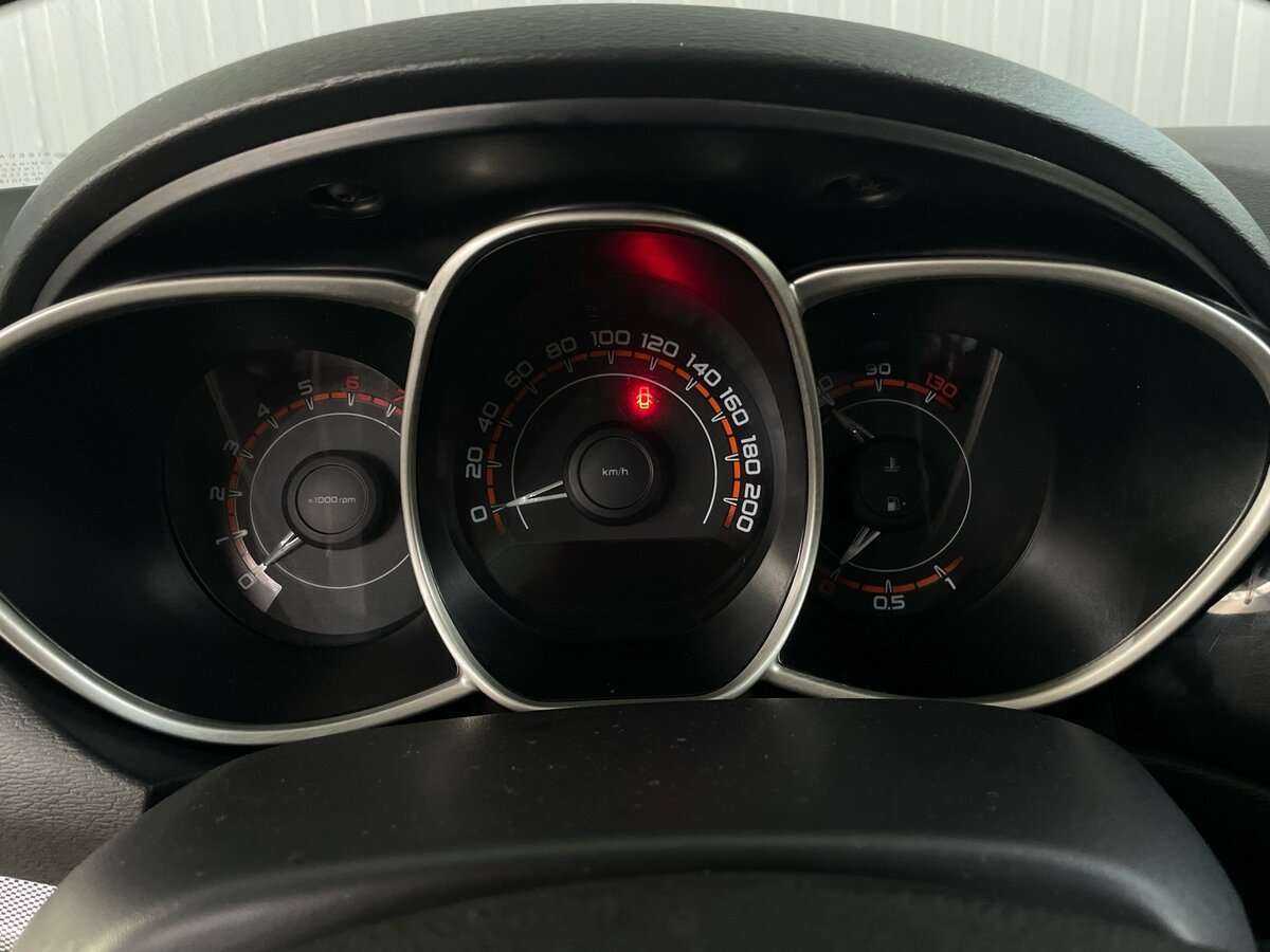 Купить Lada (ВАЗ) Vesta с пробегом. Фото: #13