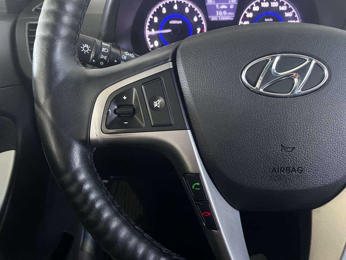 Купить Hyundai Solaris с пробегом. Фото: #10