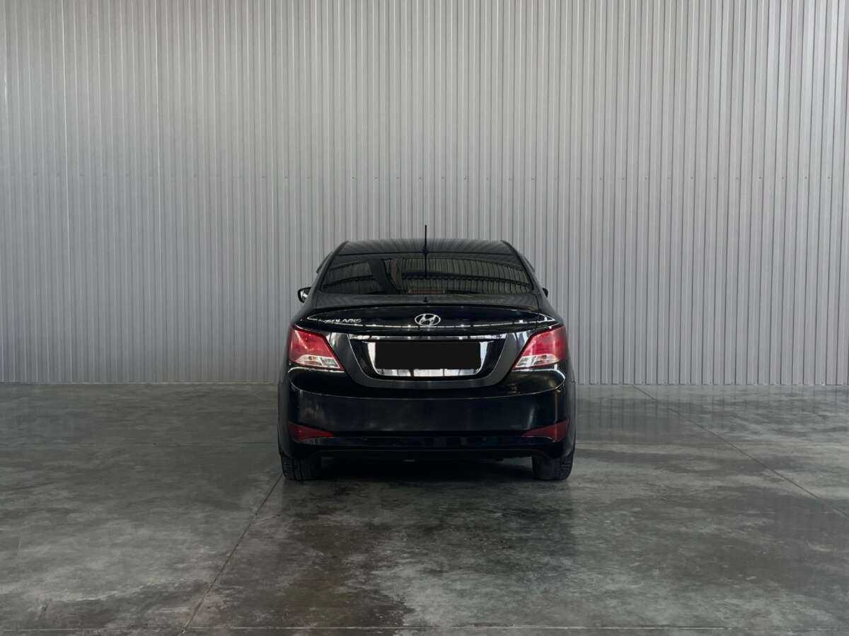 Купить Hyundai Solaris с пробегом. Фото: #5