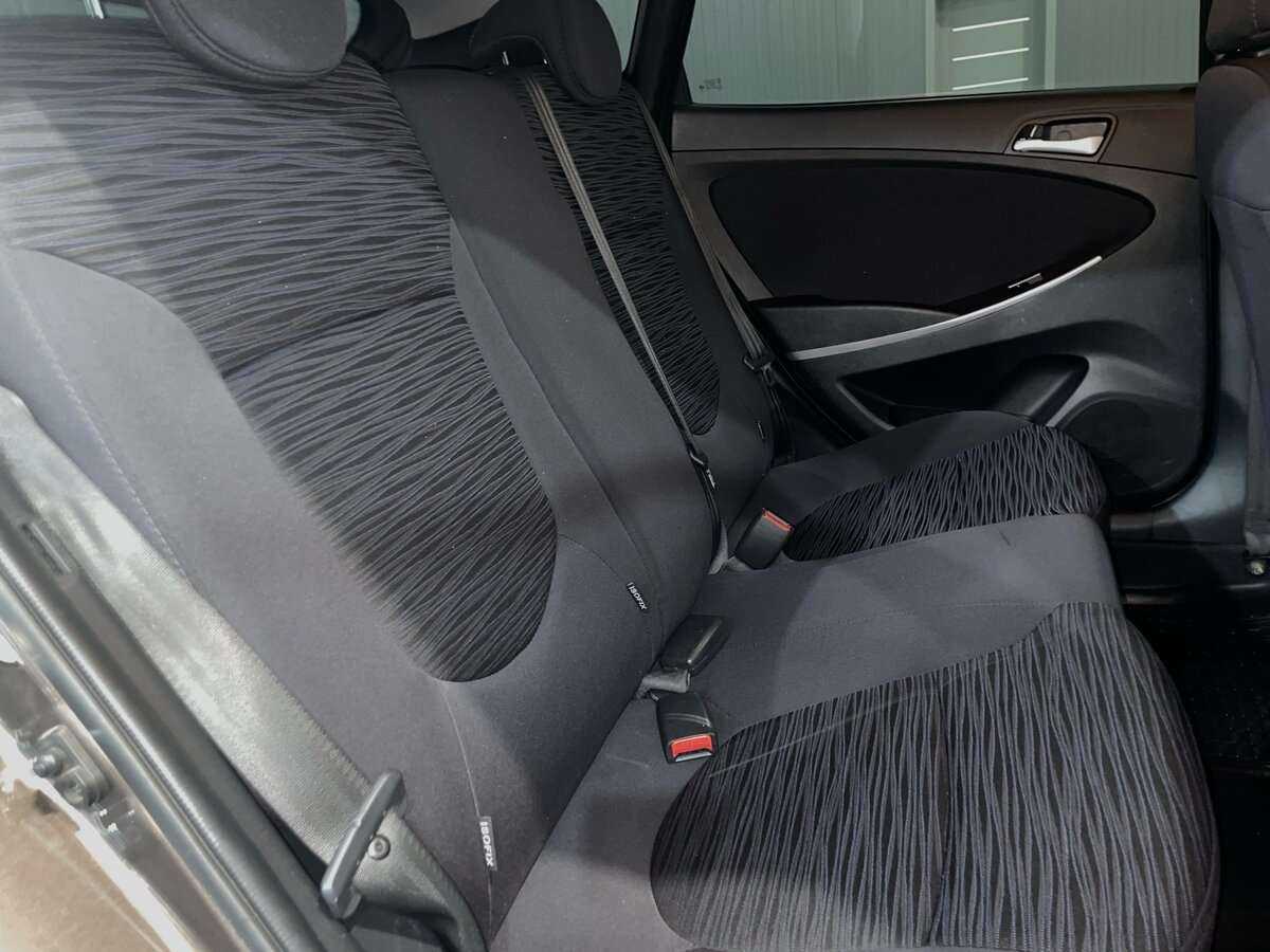 Купить Hyundai Solaris с пробегом. Фото: #20