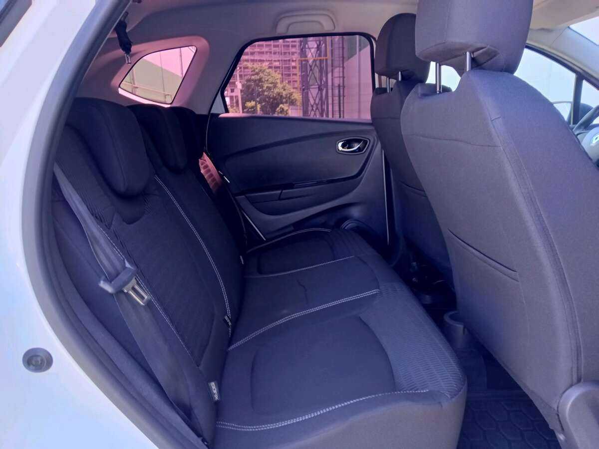 Купить Renault Kaptur с пробегом. Фото: #11