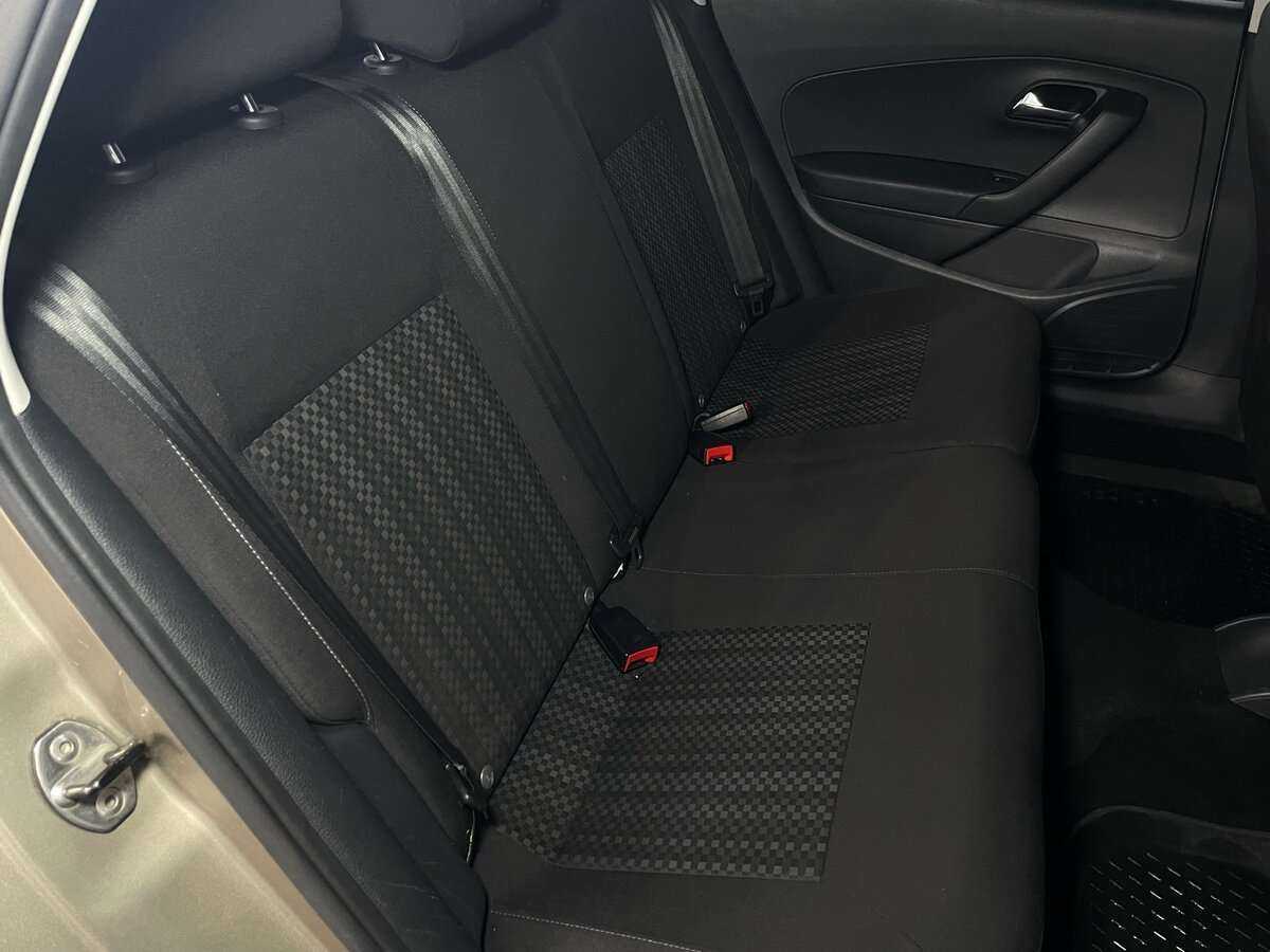 Купить Volkswagen Polo с пробегом. Фото: #12